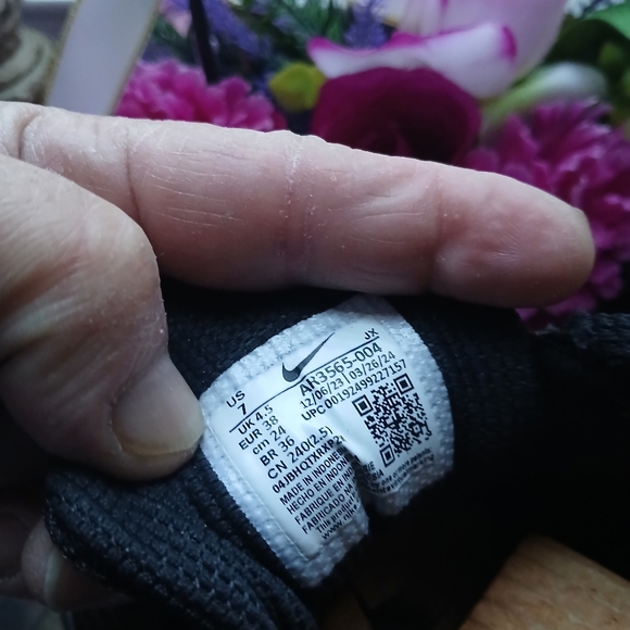 Nike Shox R4 Athletic/Lifestyle Streetwear Shoes Size 7 for Women - Picture 7 of 11